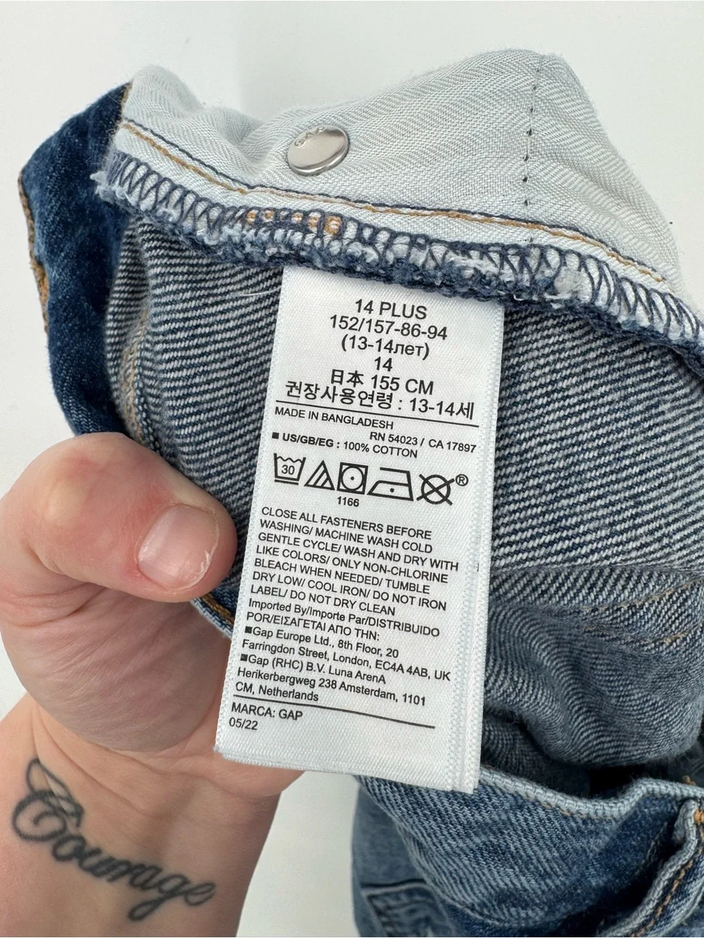 GAP Kids Distressed Low Stride Denim Shorts Size 14 Plus GIRLS 100% Cotton